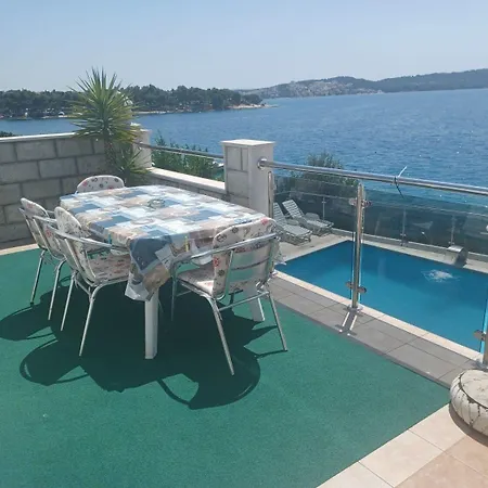 Apartments Marija Трогир