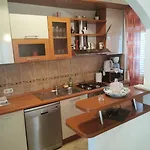 Apartments Marija Апартаменты *