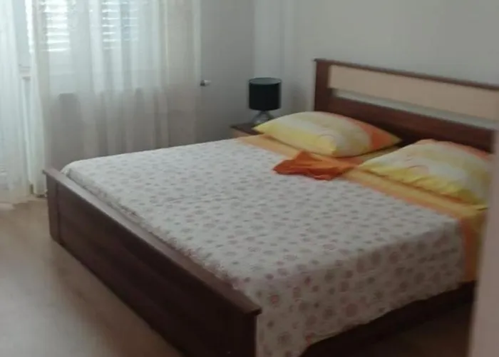 Marija * 特罗吉尔